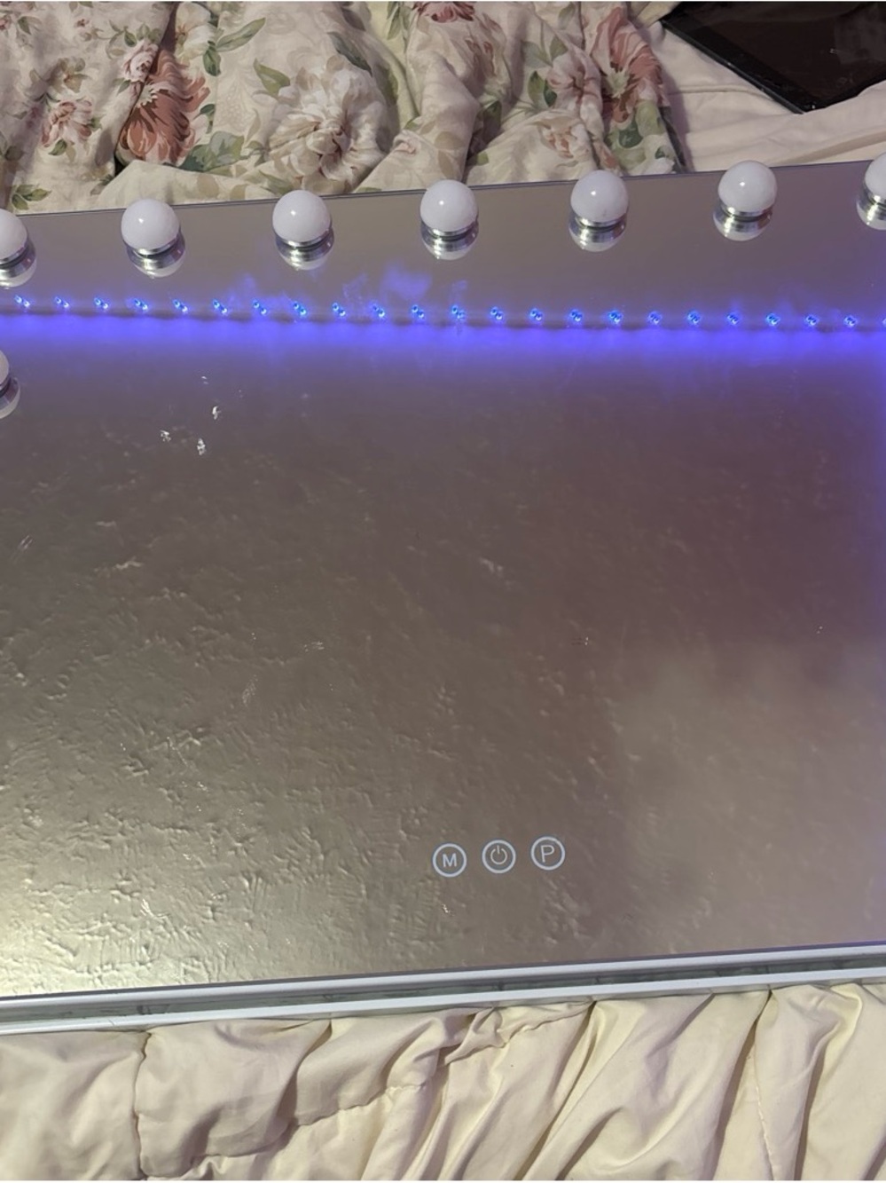 Amazon LED Vanity Mirror with Blue Accent Lights and Bulbs
